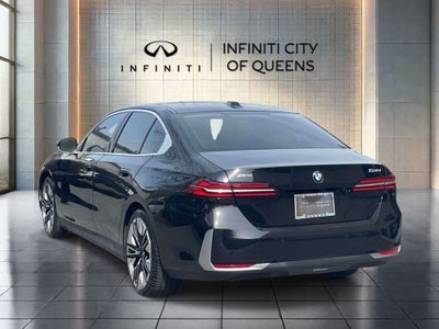 2025 BMW 5 Series 530i xDrive