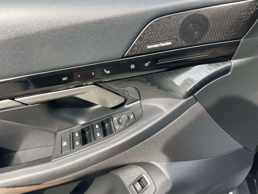 2025 BMW 5 Series 530i xDrive