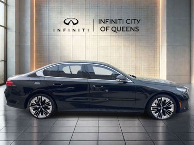 2025 BMW 5 Series 530i xDrive