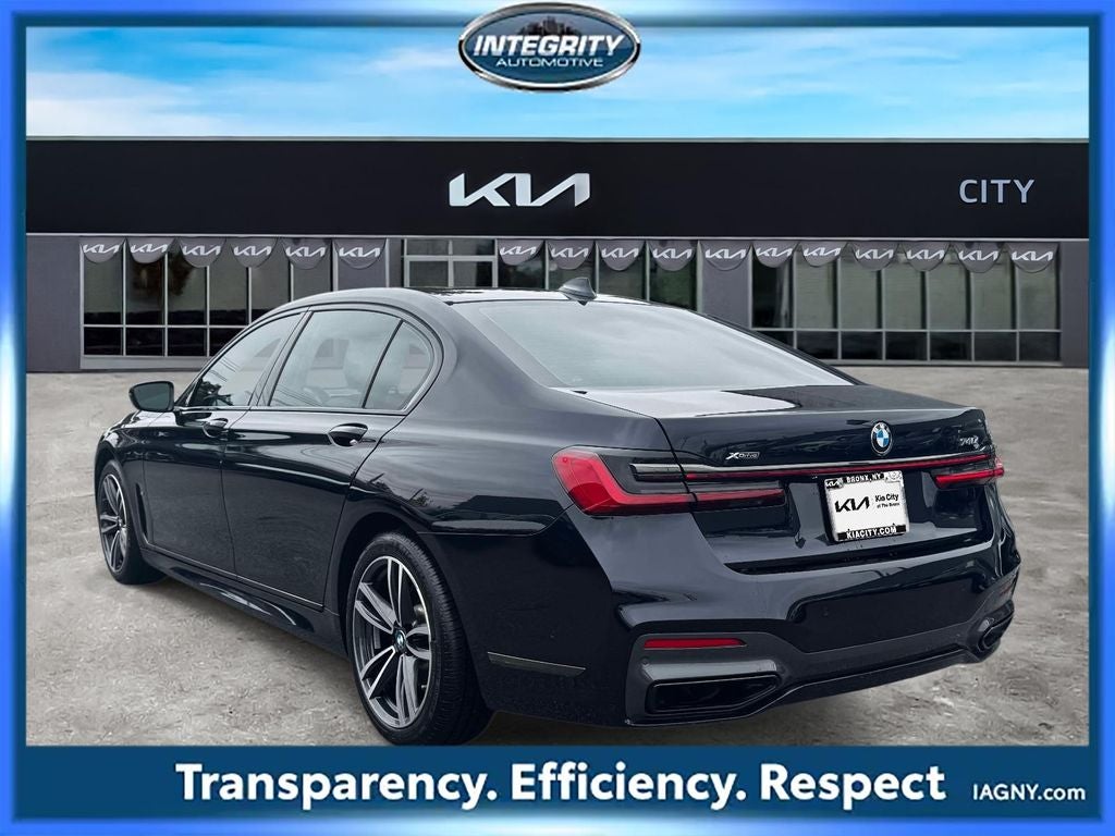 2022 BMW 7 Series 740i xDrive