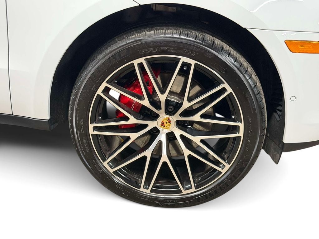 2025 Porsche Macan S