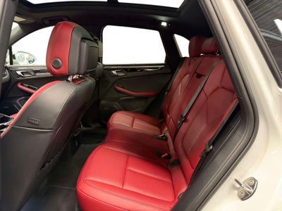 2025 Porsche Macan S