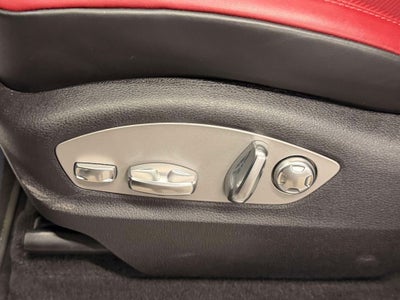 2025 Porsche Macan S