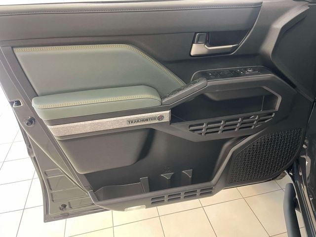 2026 Toyota Tacoma i-FORCE MAX Tacoma Trailhunter