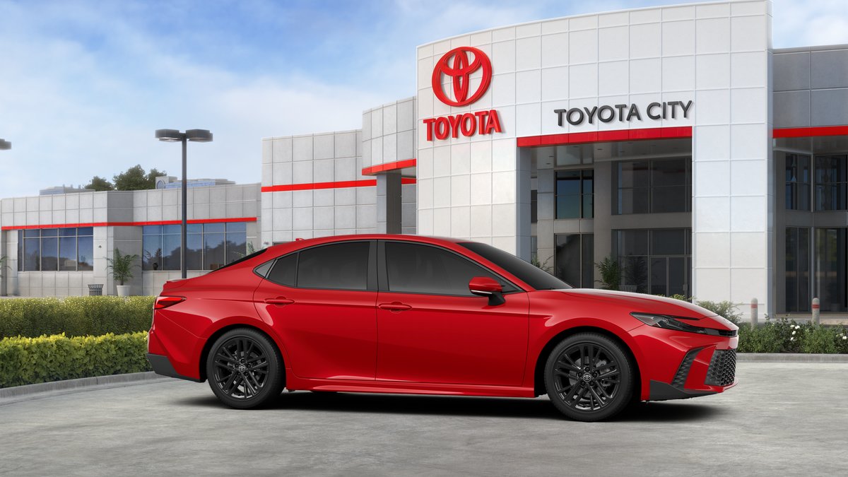 2026 Toyota Camry SE AWD