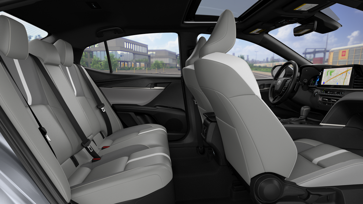 2026 Toyota Camry SE AWD