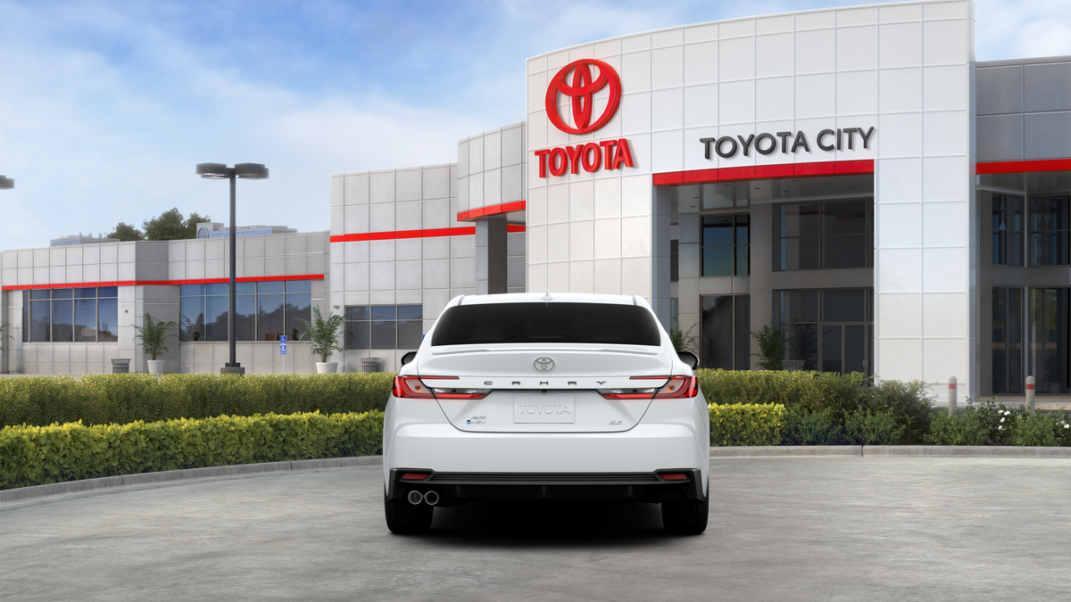 2026 Toyota Camry SE AWD