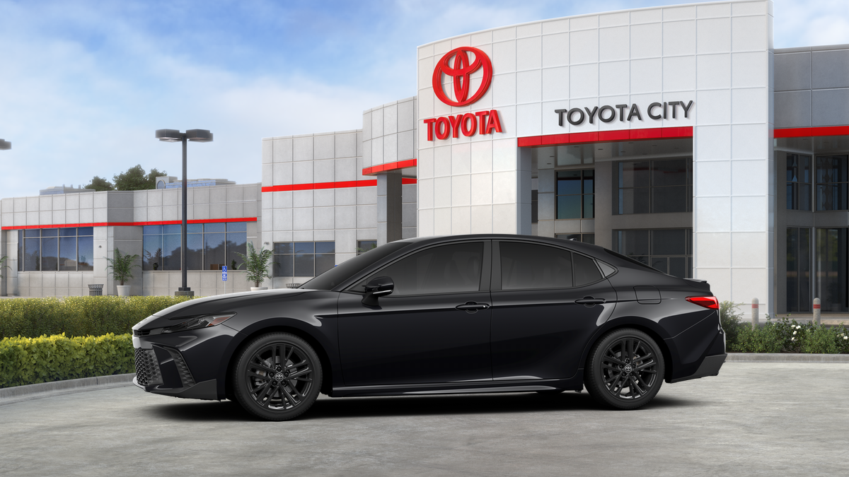 2026 Toyota Camry SE AWD