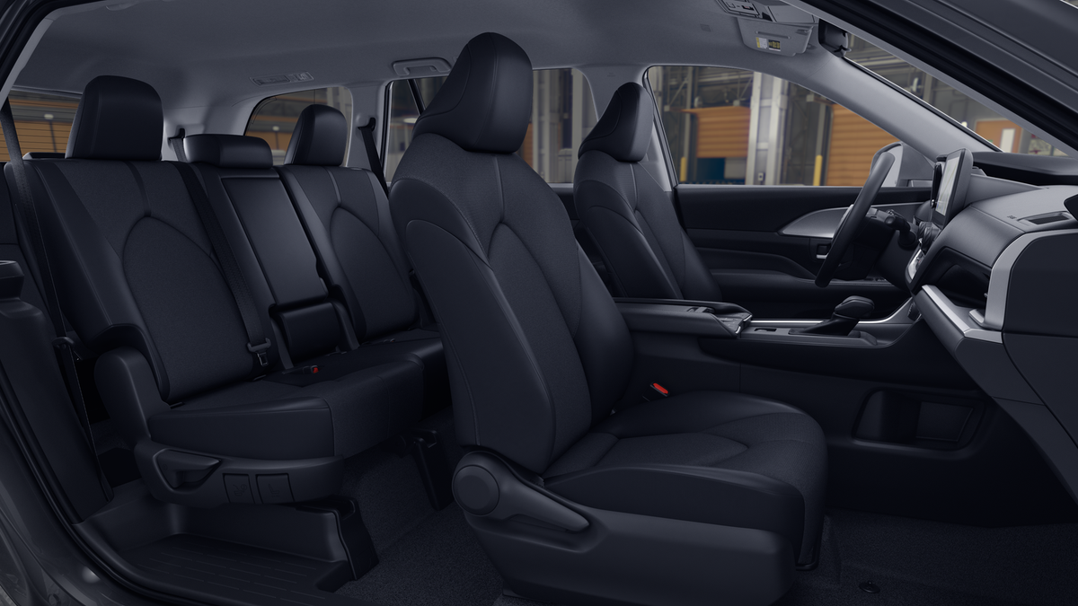 2026 Toyota Grand Highlander LE
