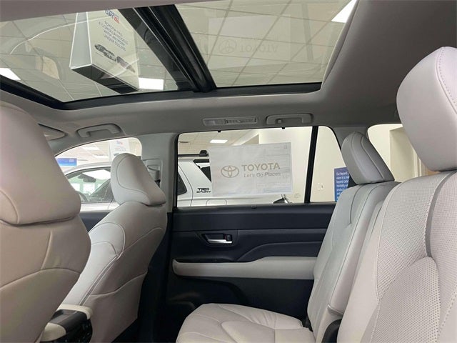 2026 Toyota Grand Highlander Platinum