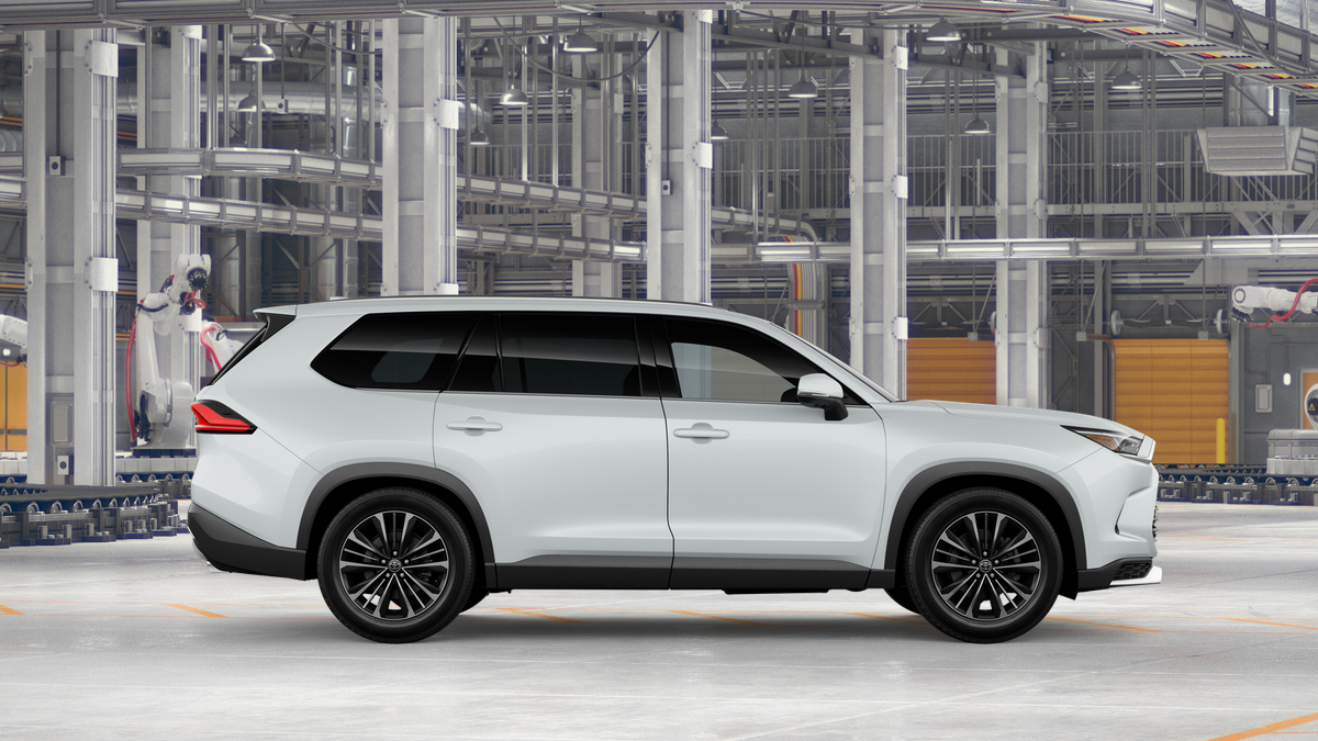 2026 Toyota Grand Highlander Hybrid MAX Platinum