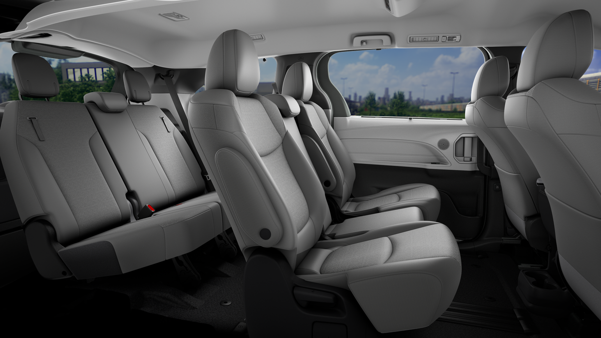 2026 Toyota Sienna LE