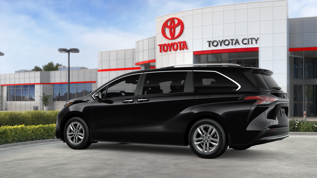 2026 Toyota Sienna Limited