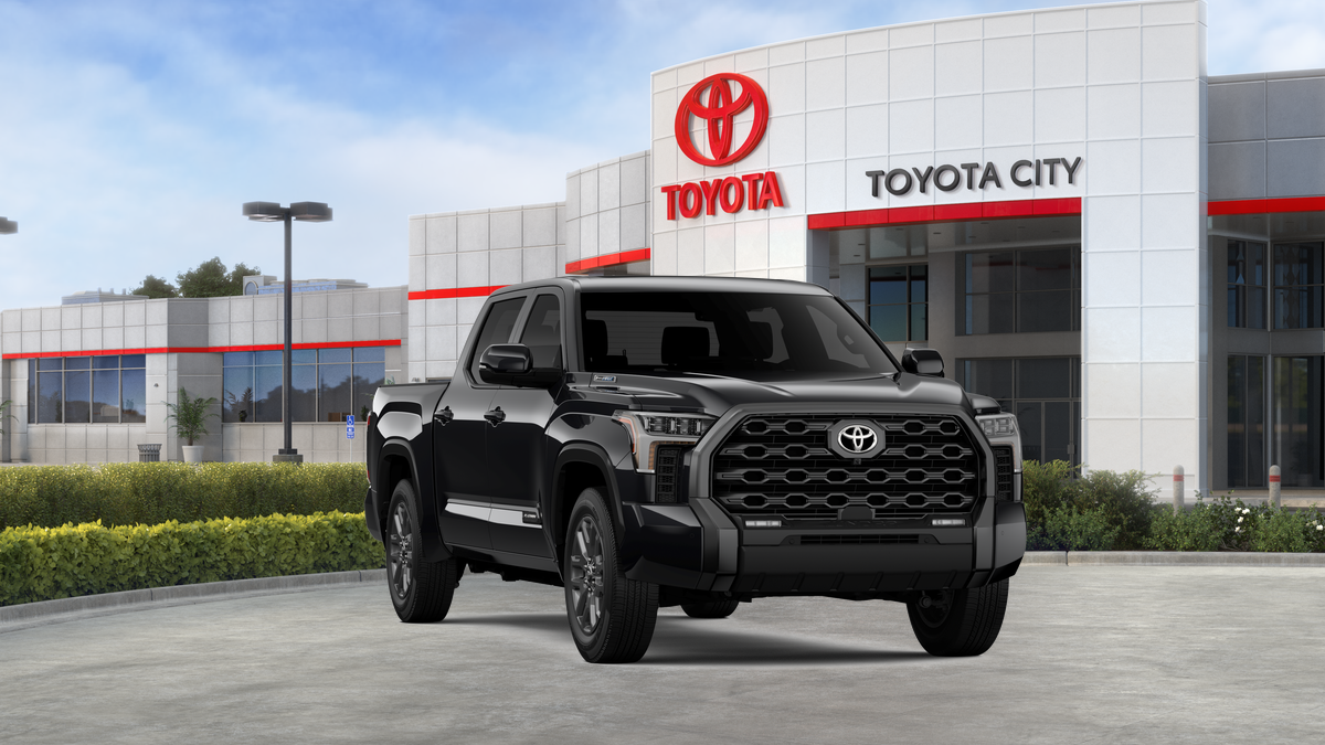 2026 Toyota Tundra i-FORCE MAX Tundra Platinum