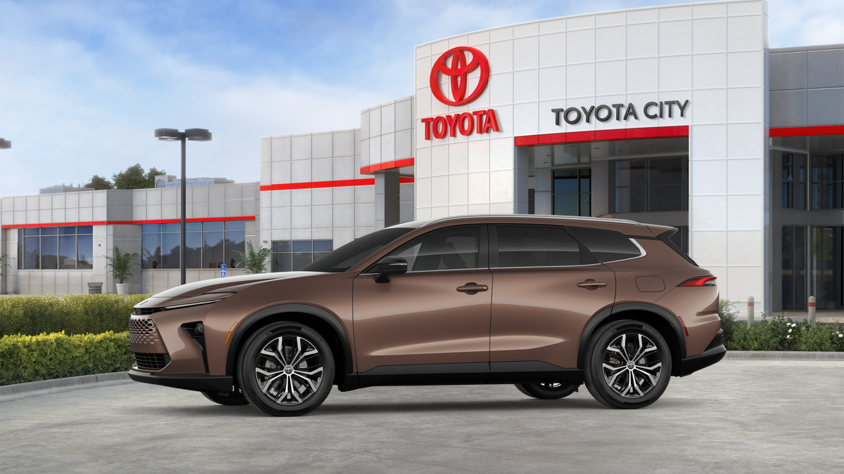 2026 Toyota Toyota Crown Signia XLE