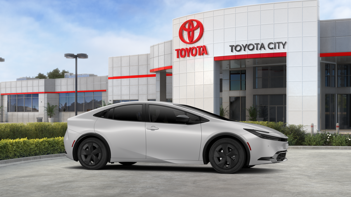 2026 Toyota Prius LE
