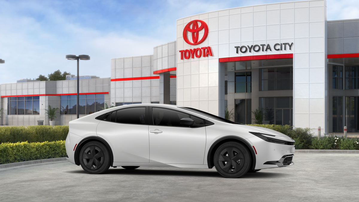 2026 Toyota Prius LE