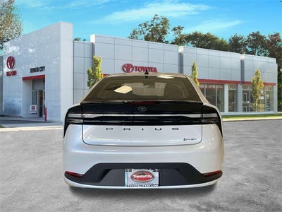 2026 Toyota Prius Plug-in Hybrid SE