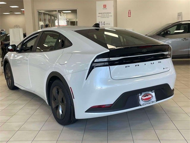 2026 Toyota Prius Plug-in Hybrid SE