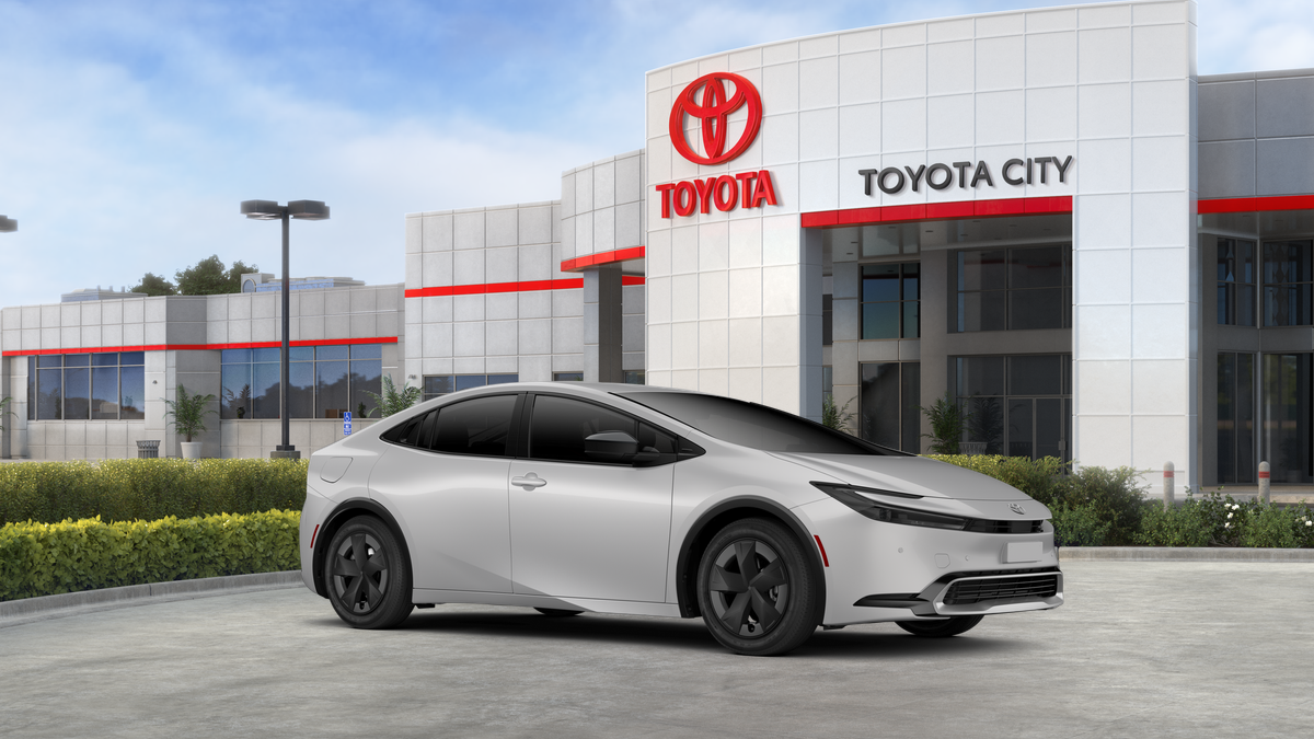 2026 Toyota Prius Plug-in Hybrid SE