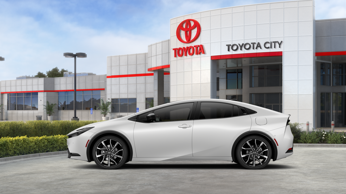 2026 Toyota Prius Plug-in Hybrid XSE Premium