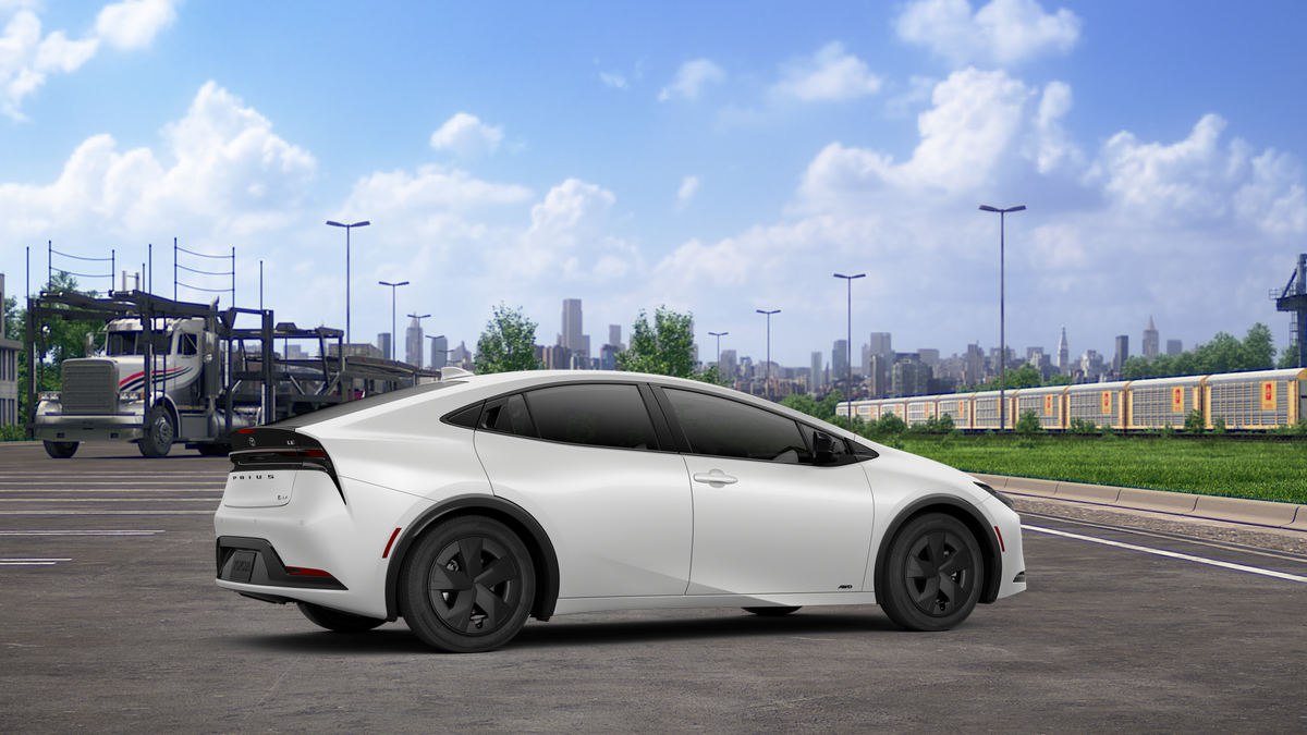 2026 Toyota Prius LE AWD