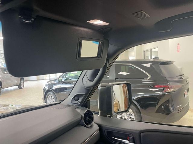 2026 Toyota Land Cruiser 4WD (Natl)