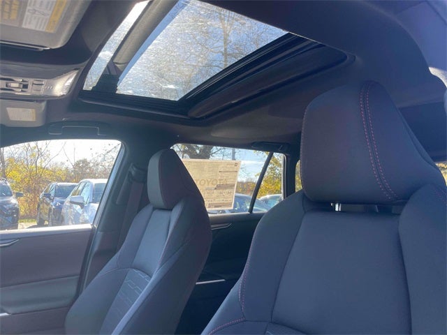 2025 Toyota RAV4 Plug-in Hybrid SE