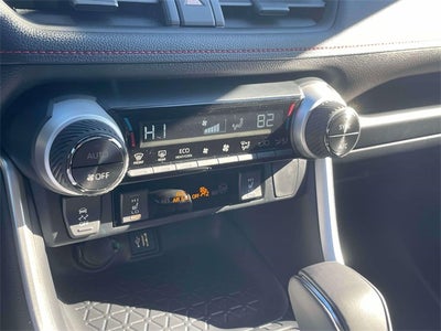 2025 Toyota RAV4 Plug-in Hybrid SE