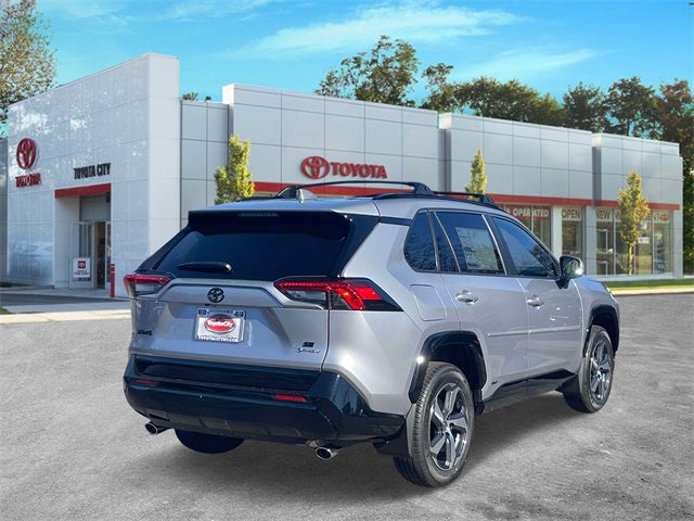 2025 Toyota RAV4 Plug-in Hybrid SE