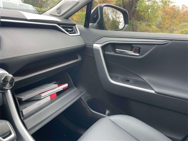 2025 Toyota RAV4 Plug-in Hybrid XSE